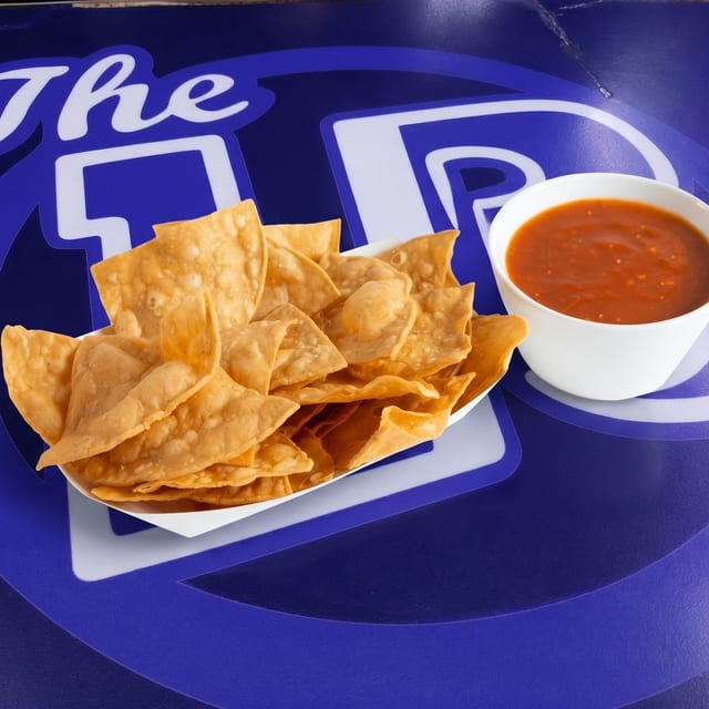 Chips & Salsa.
